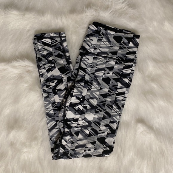 Victorias Secret Knockout leggings - Picture 1 of 3